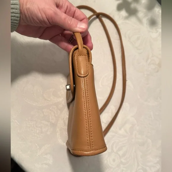 Coach Vintage Tango Flap‎ in Camel - Costa Rica 9049 - Picture 4 of 11